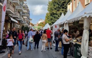 gente-strada-formaggio