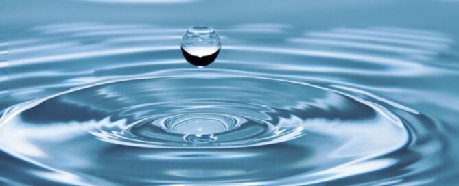 acqua-goccia