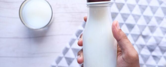 latte-bicchiere-bottiglia