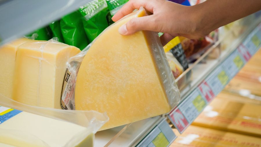 formaggio-confezionato-supermercato formaggio-confezionato-supermercato