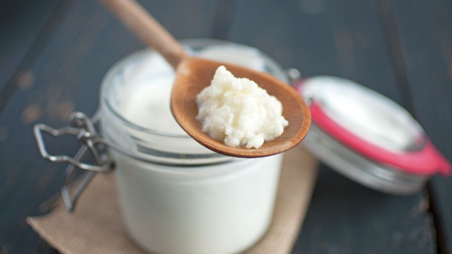 kefir-cucchiaio-yogurt kefir-cucchiaio-yogurt