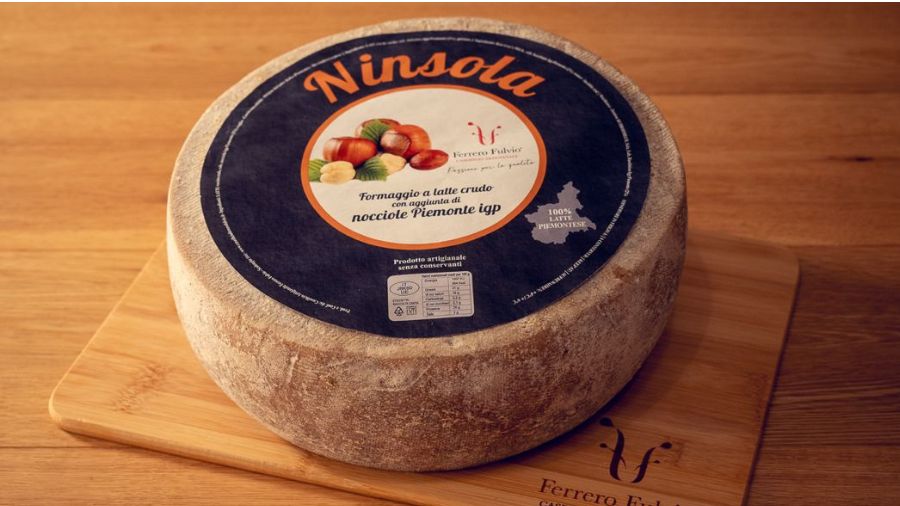 Ninsola-formaggio.alle-nocciole