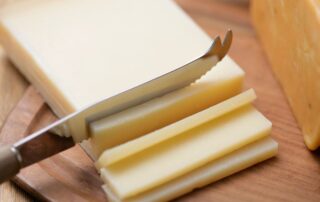 formaggio - coltello - fetta