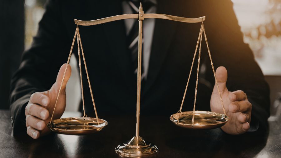 bilancia-equilibrio bilancia-equilibrio
